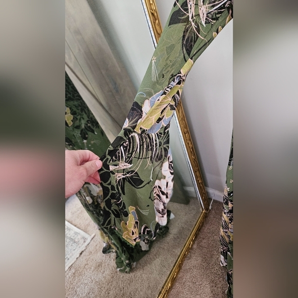 FREE PEOPLE Moroccan Roll Maxi Dress Bell Sleeves In Green Multi Floral. Size XS - Picture 14 of 16